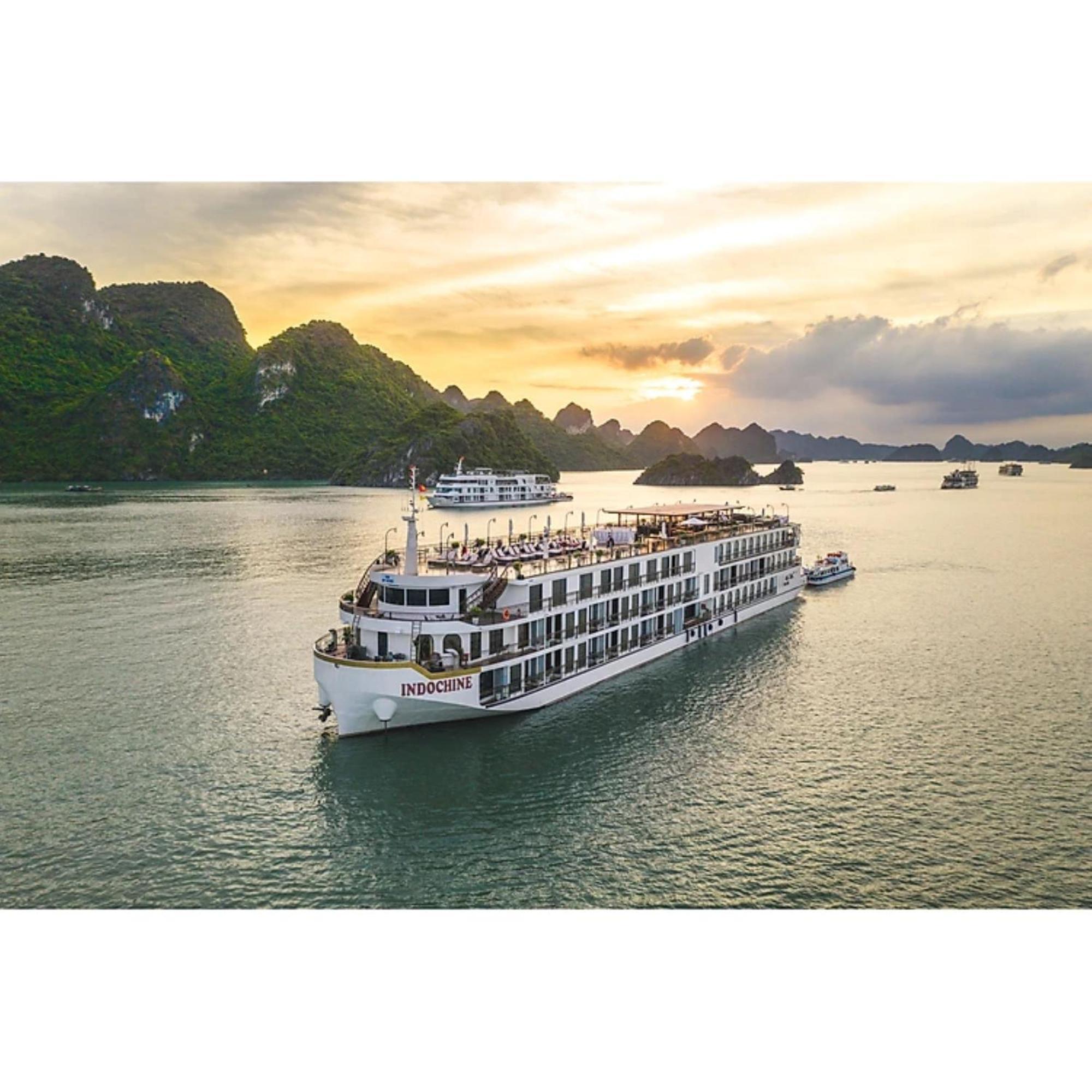 Hotel Indochine Cruise Hạ Long Exterior foto